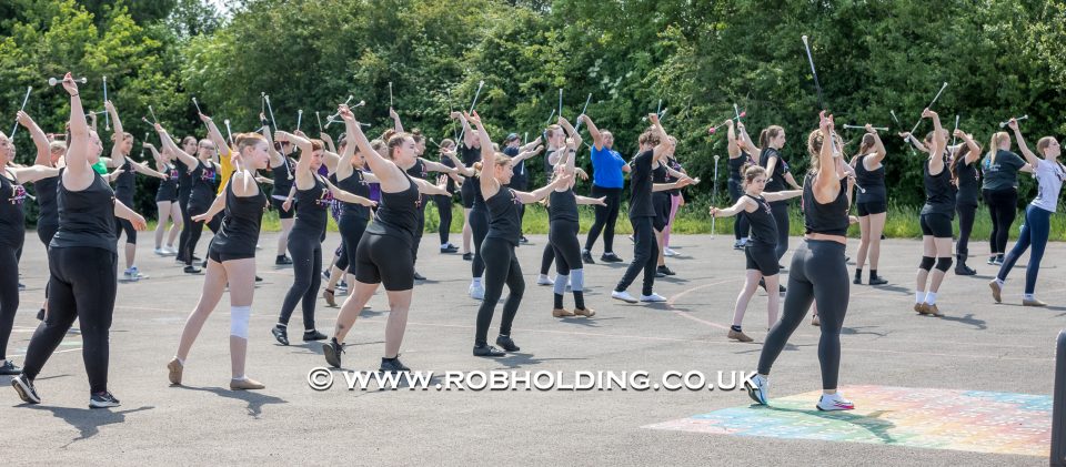 Play Baton – Outside – Everyone