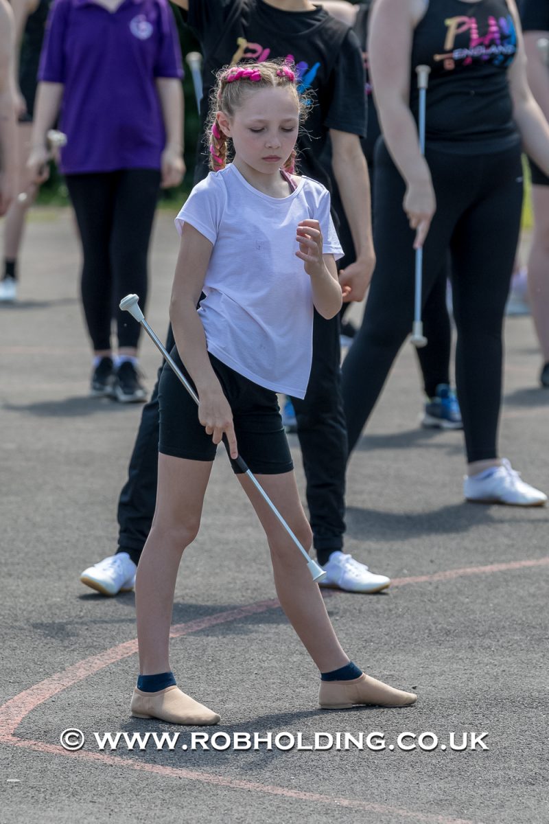 Play Baton – Outside – Everyone