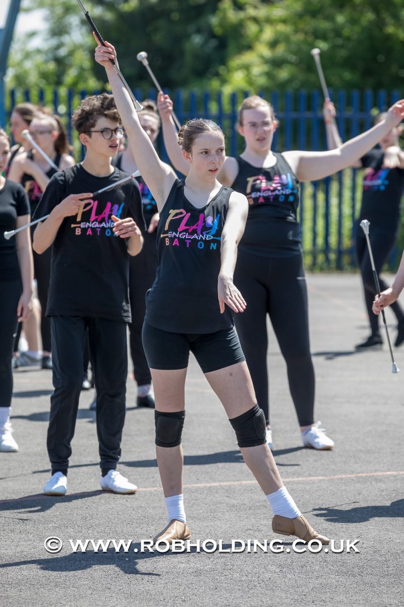 Play Baton – Outside – Everyone