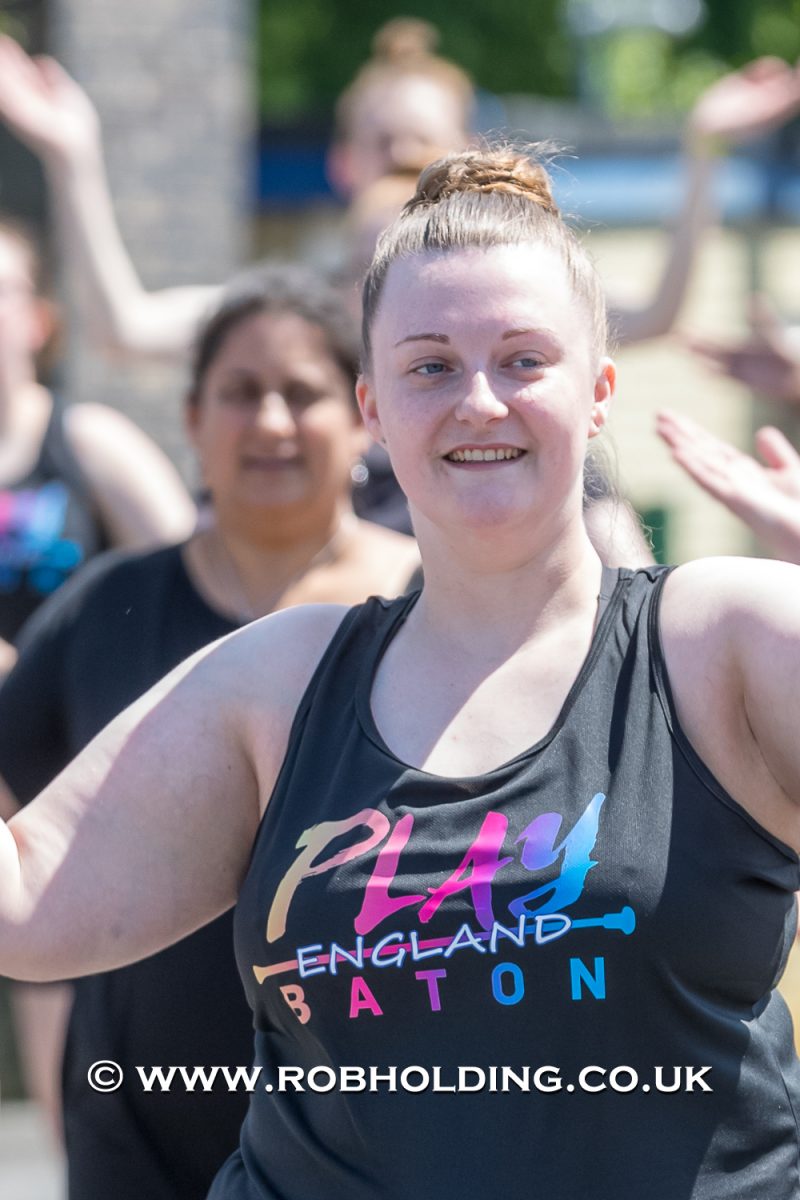 Play Baton – Outside – Everyone