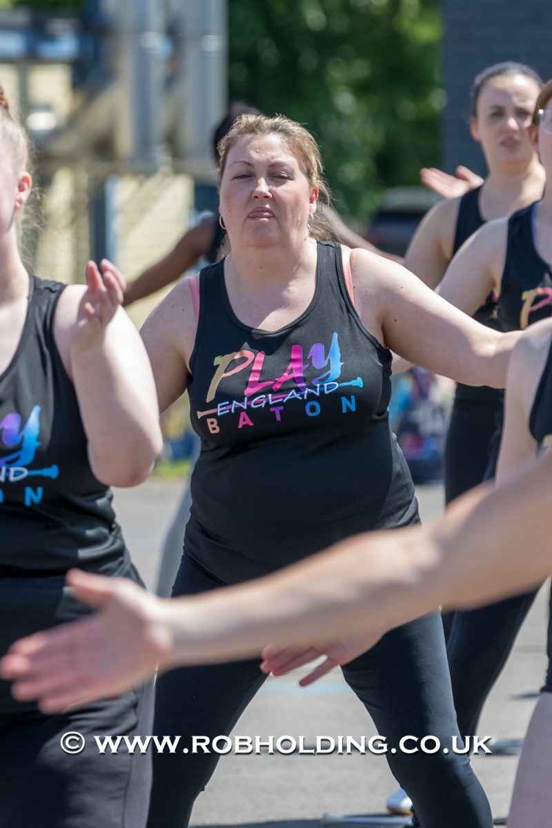 Play Baton – Outside – Everyone