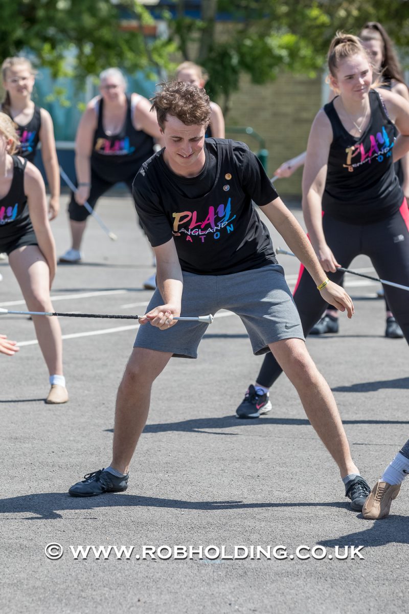 Play Baton – Outside – Everyone