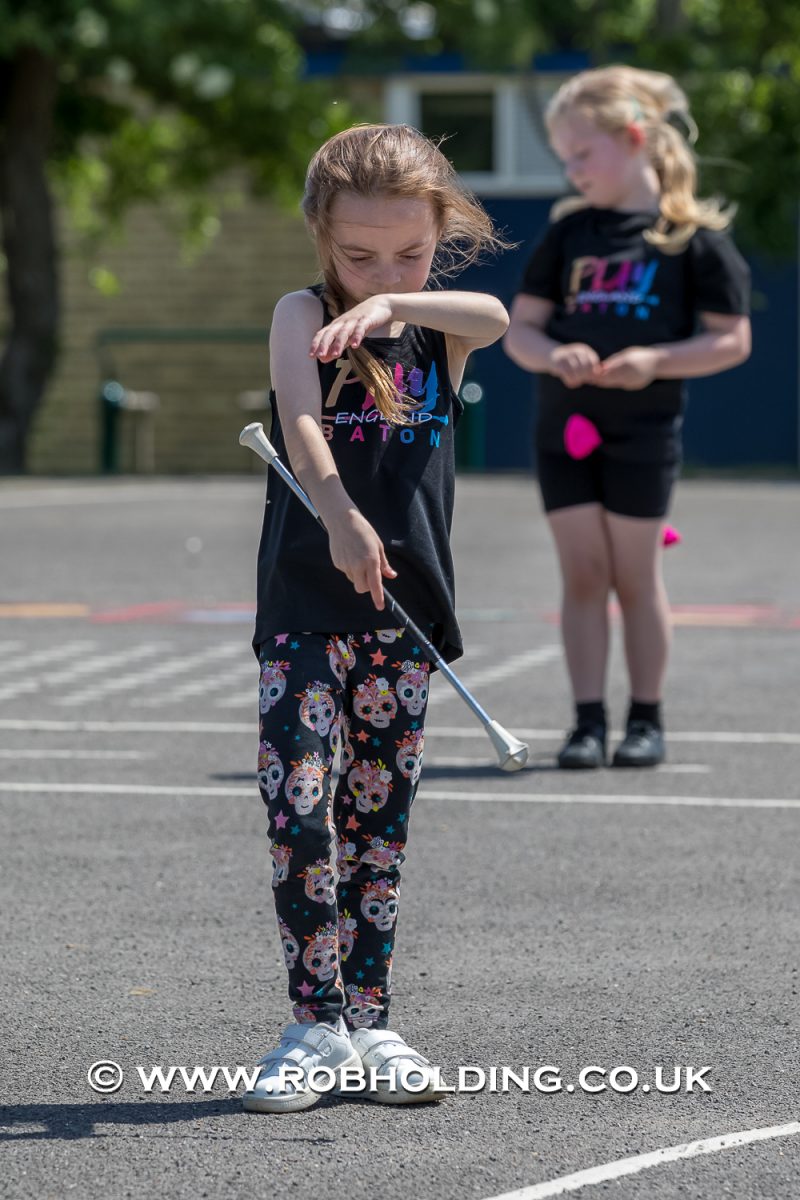 Play Baton – Outside – Everyone