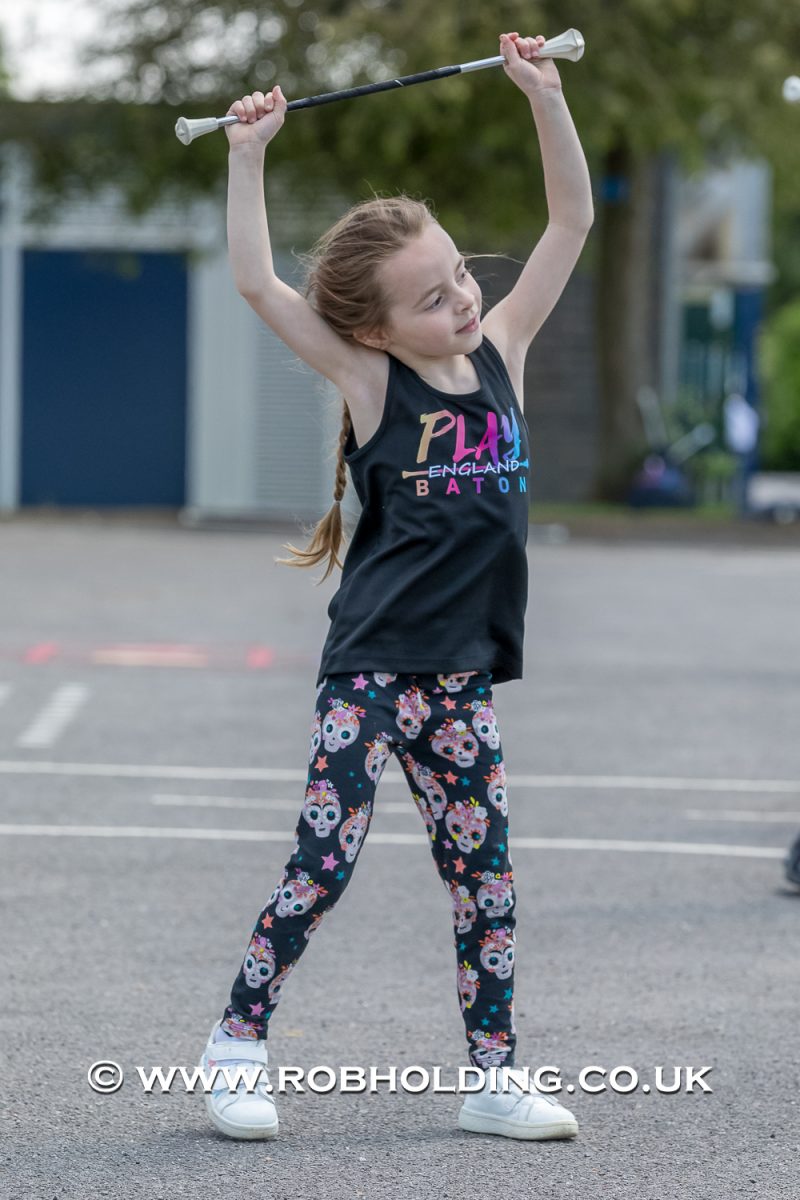 Play Baton – Outside – Everyone