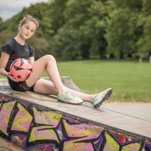 Sophie Newhouse – Location