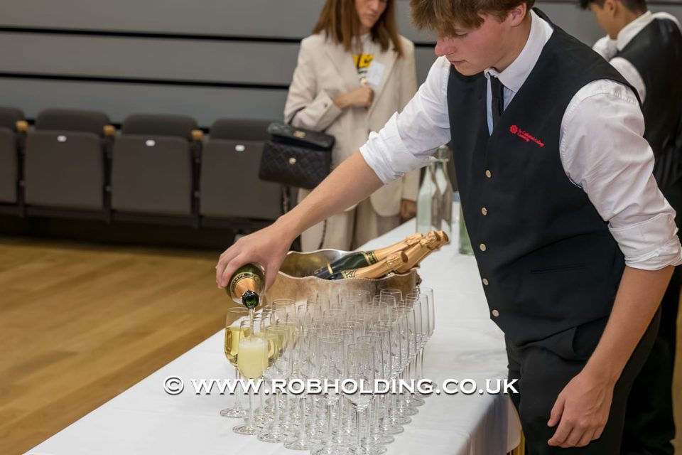 Members’ Reunion 2000-02